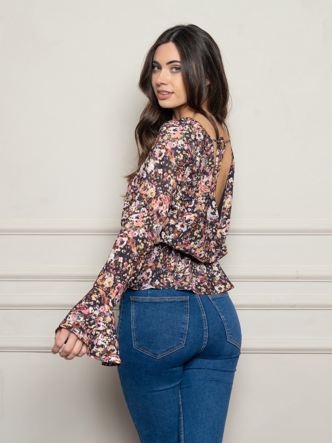 WOMEN'S FLORAL BELL SLEEVE WOVEN TOP