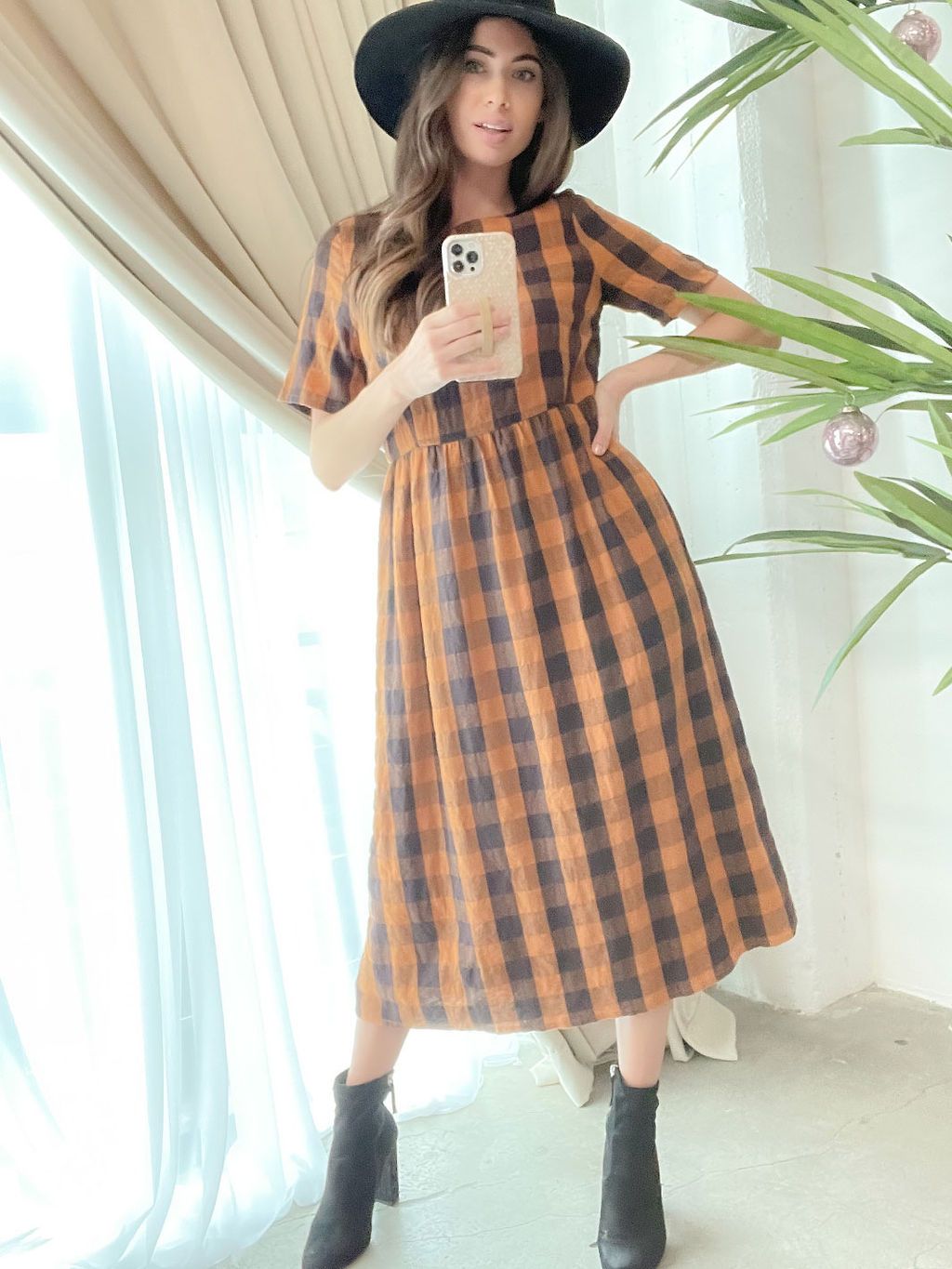 WOMEN'S CHECKER PRINT MIDI DRESS