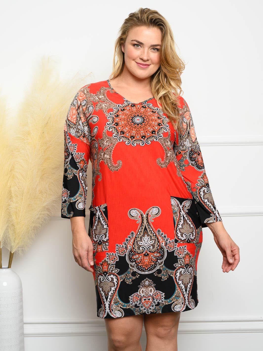PLUS SIZE 3/4 SLEEVES MULTI PRINT MINI DRESS