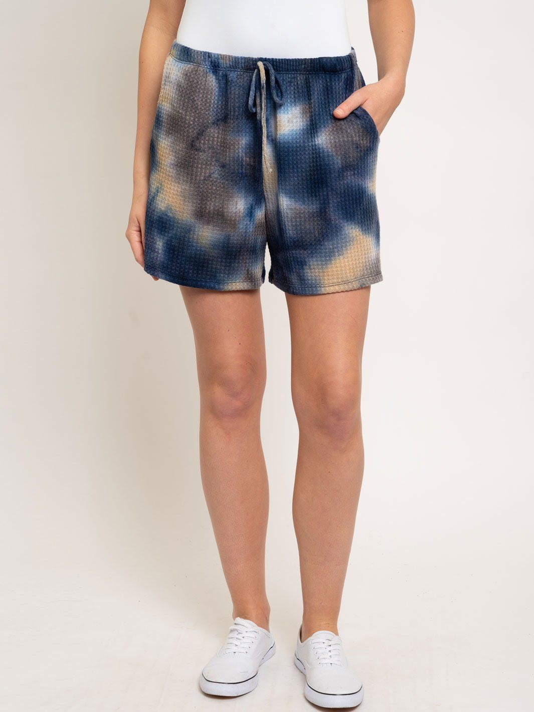 WOMEN'S TIE DYE SHORTS