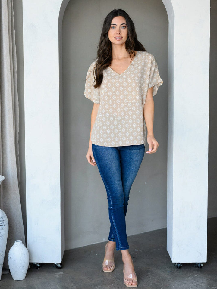 WOMEN'S SHORT SLEEVE V-NECK MULTI PRINT TUNIC TOP