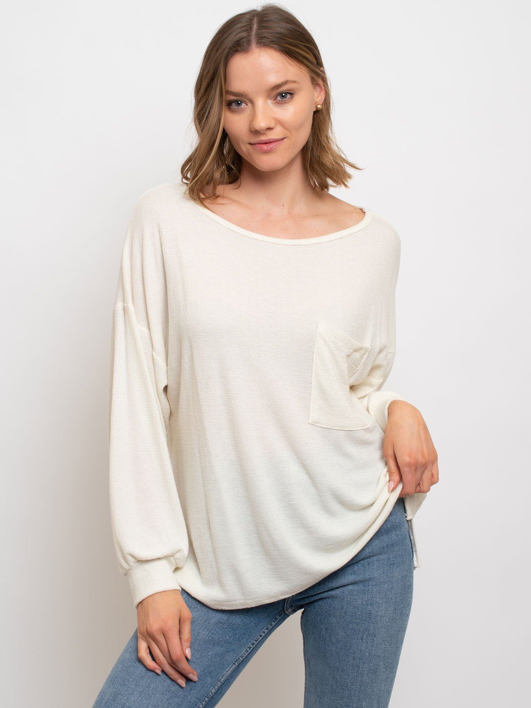 WOMEN'S FRONT POCKET LONG SLEEVE TOP