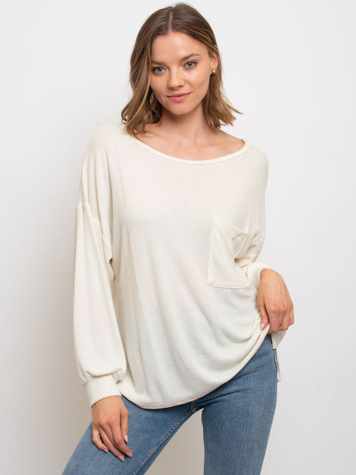 WOMEN'S FRONT POCKET LONG SLEEVE TOP