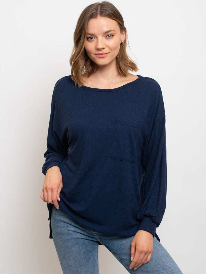 WOMEN'S FRONT POCKET LONG SLEEVE TOP