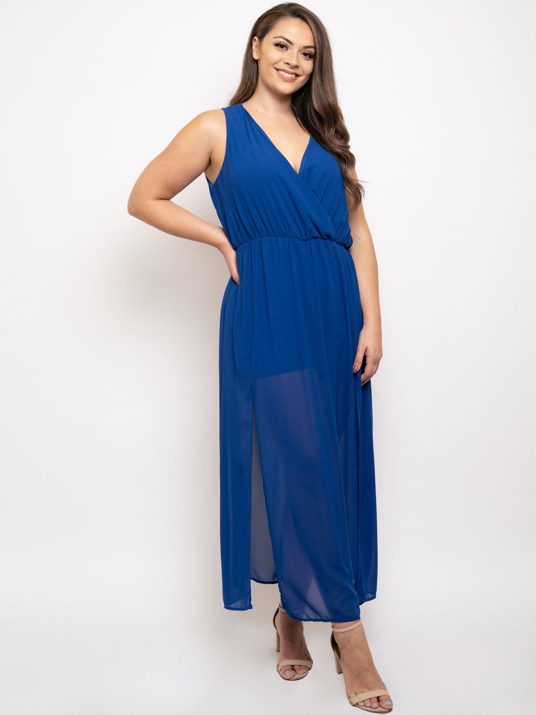 PLUS SIZE V-NECK MAXI DRESS