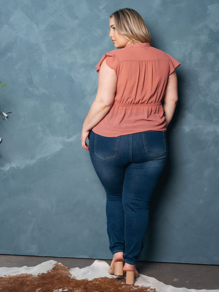 PLUS SIZE SHORT SLEEVE RUFFLE BUTTON UP TOP