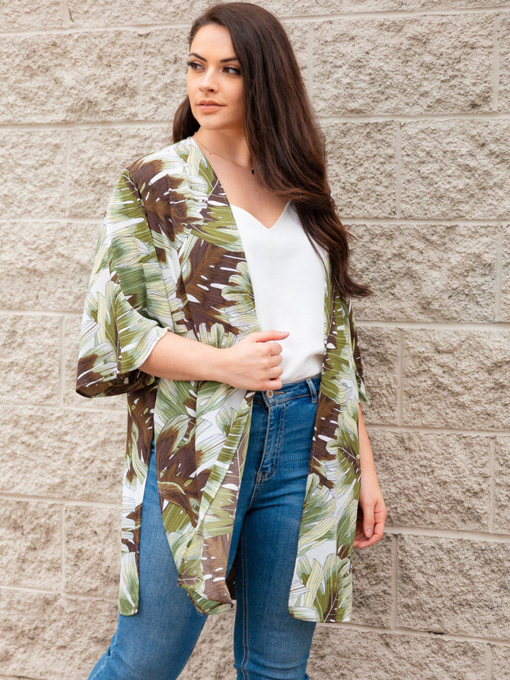 PLUS SIZE FLORAL CARDIGAN