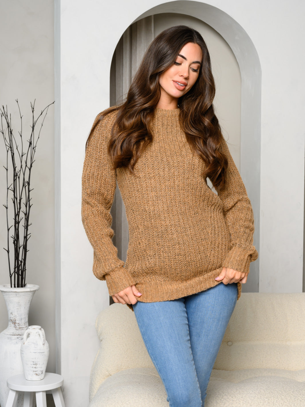 WOMEN'S LONG SLEEVE ROUND NECK RIBBED SOLID SWEATER