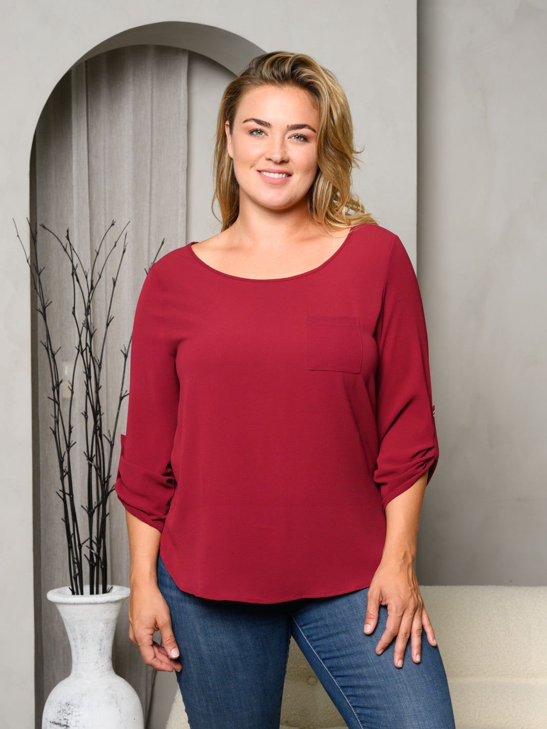PLUS SIZE 3/4 SLEEVES SOLID TUNIC TOP