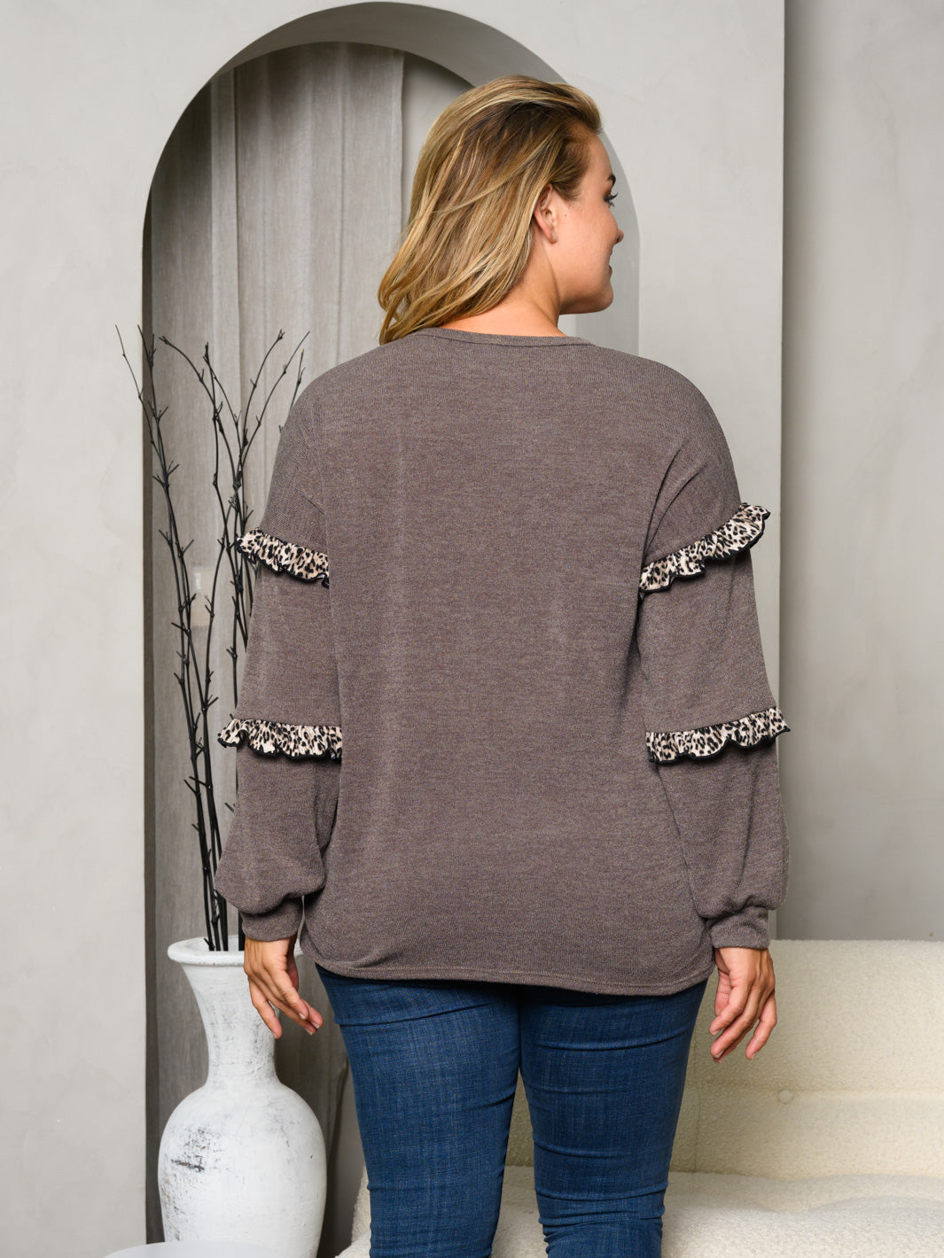 PLUS SIZE LONG RUFFLE SLEEVE ANIMAL PRINT DETAILED TOP