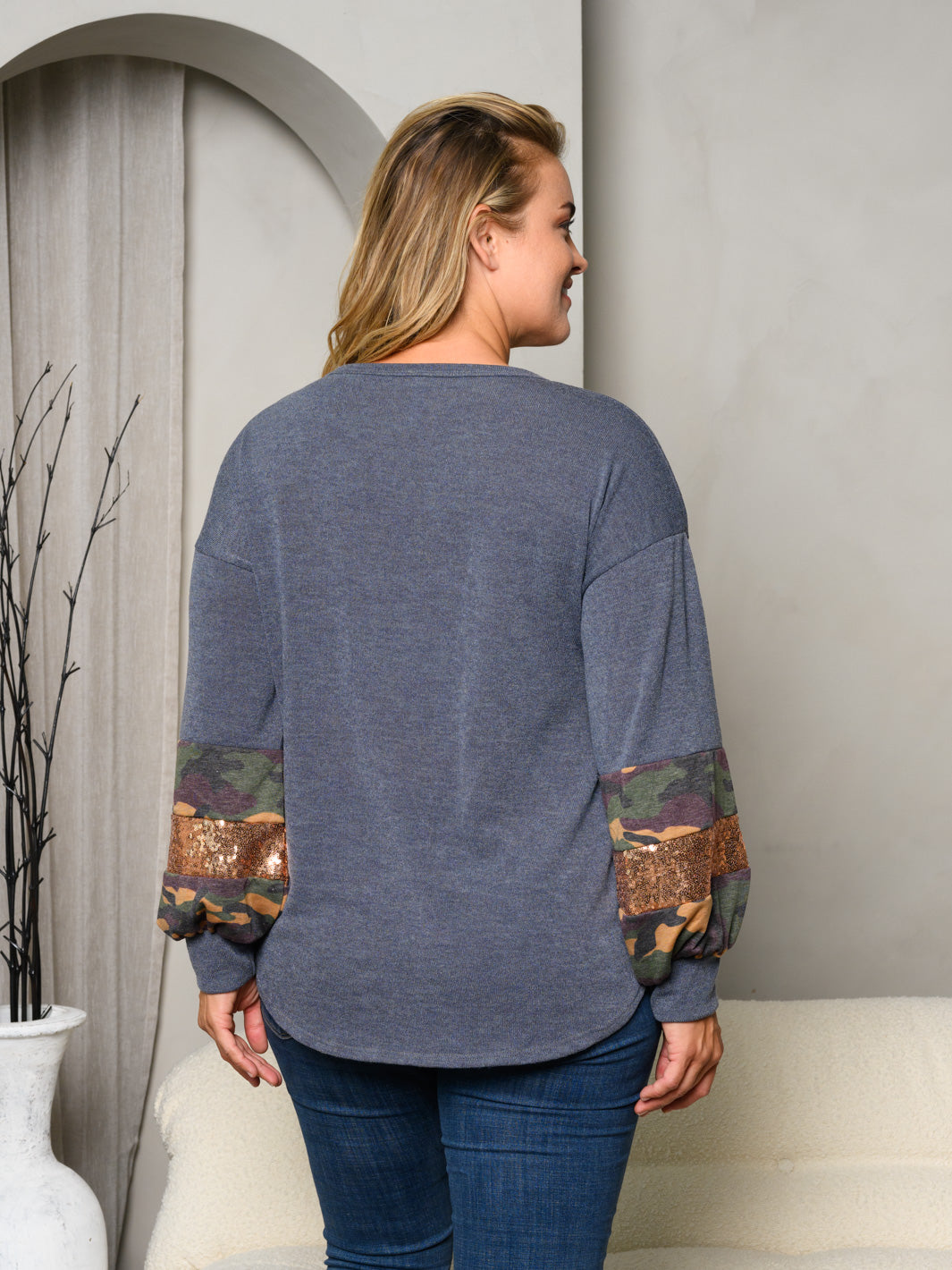PLUS SIZE LONG PUFF SLEEVE CAMO SEQUINS DETAILED TOP