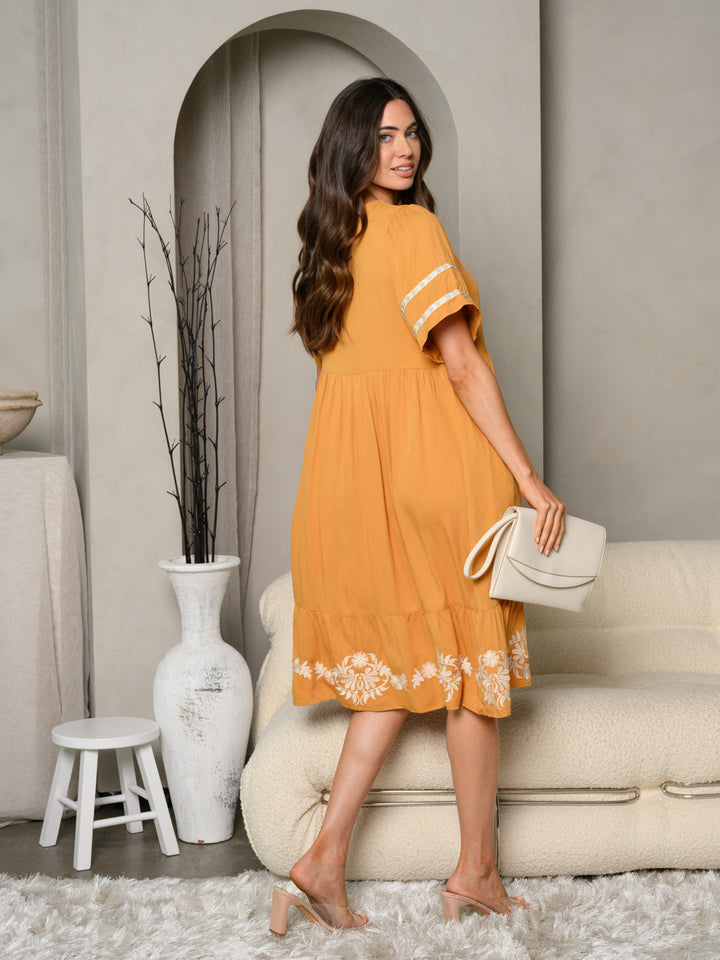 WOMEN'S SHORT SLEEVE V-NECK EMBROIDERY MIDI DRESS