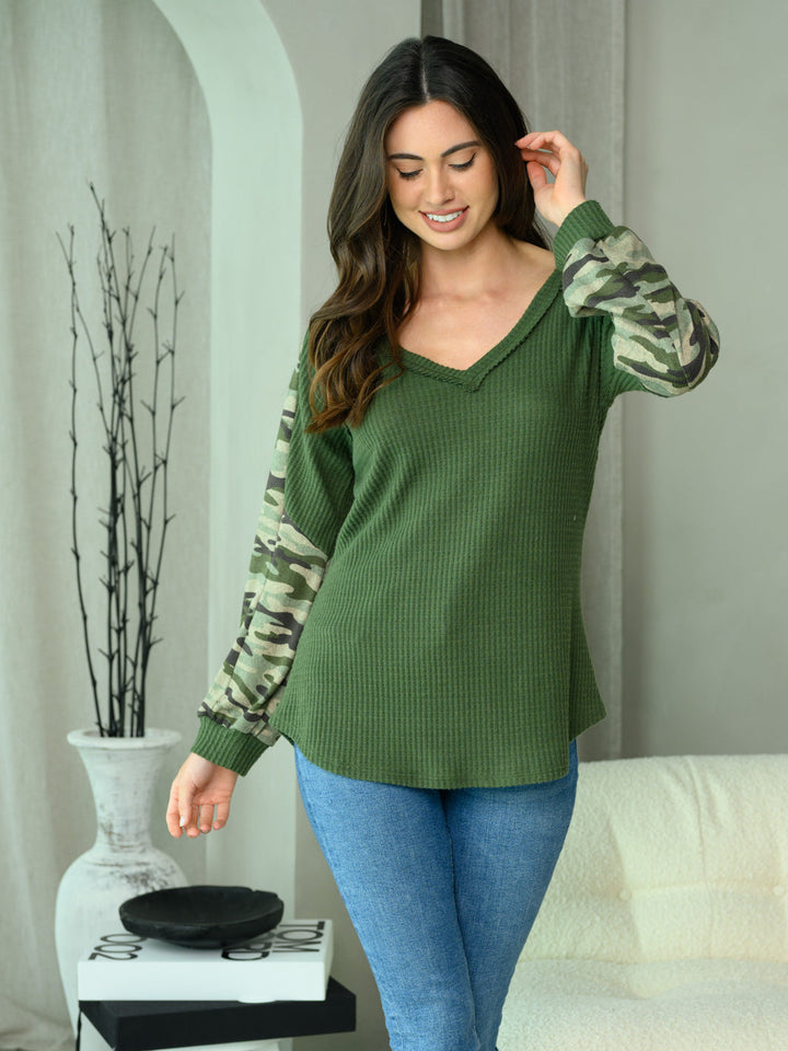 WOMEN'S LONG SLEEVE V-NECK CAMO PRINT TOP
