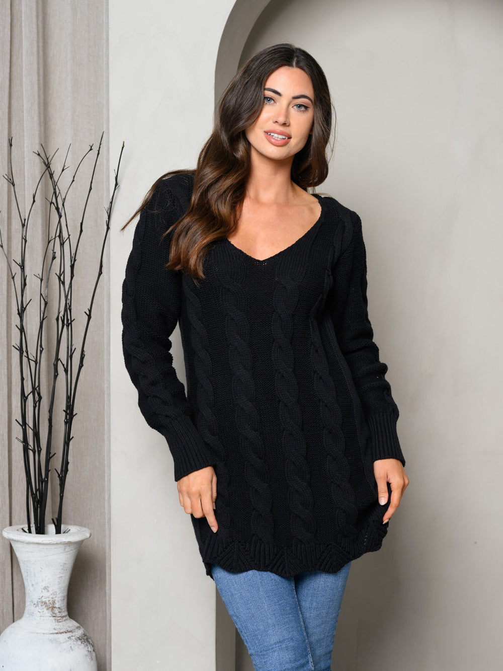 WOMEN'S LONG SLEEVE KNIT V-NECK SWEATER