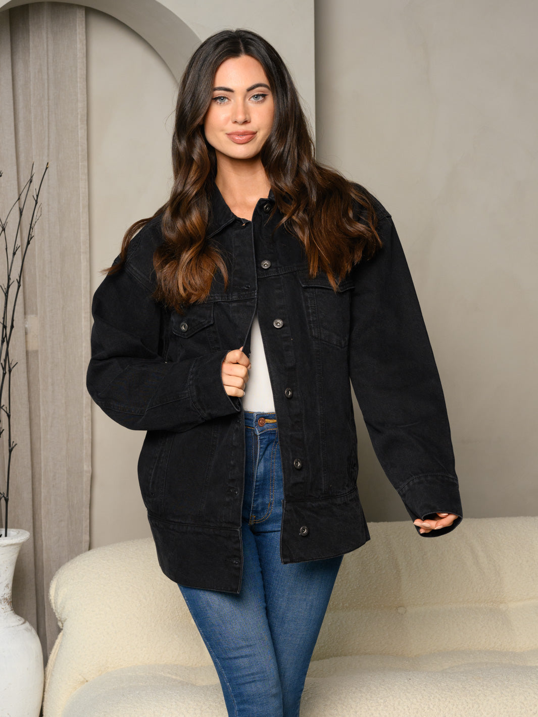 WOMEN'S LONG SLEEVE DENIM BUTTON UP WASHED FRONT POCKET BACK CUT OUT JACKET