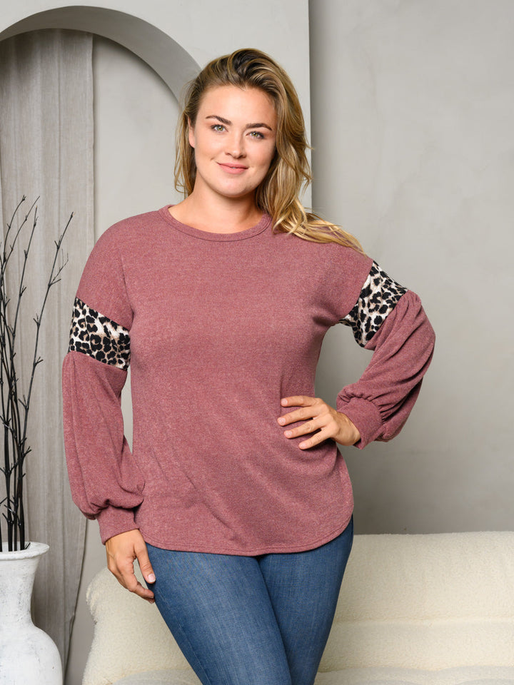 PLUS SIZE LONG PUFF SLEEVE ANIMAL PRINT DETAIL TOP