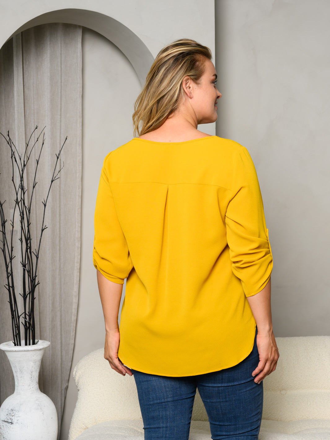 PLUS SIZE 3/4 SLEEVES SOLID TUNIC TOP