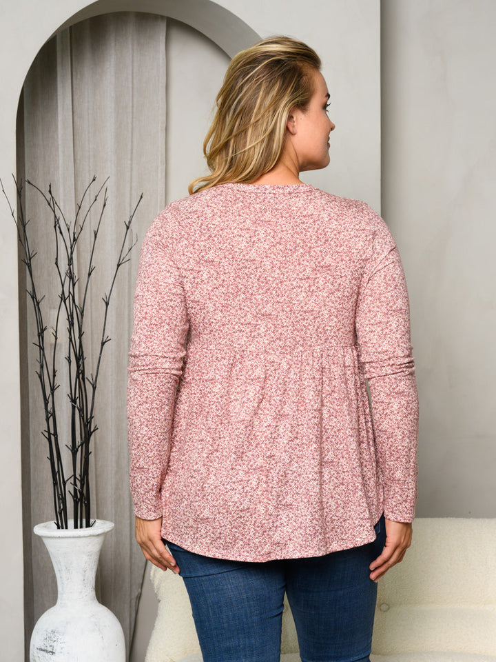PLUS SIZE LONG SLEEVE V-NECK FLORAL TOP