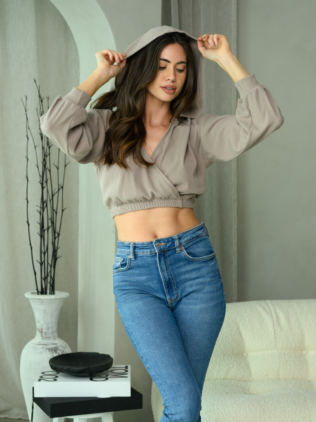 WOMEN'S LONG SLEEVE SURPLICE RIB HOODIE CROP TOP