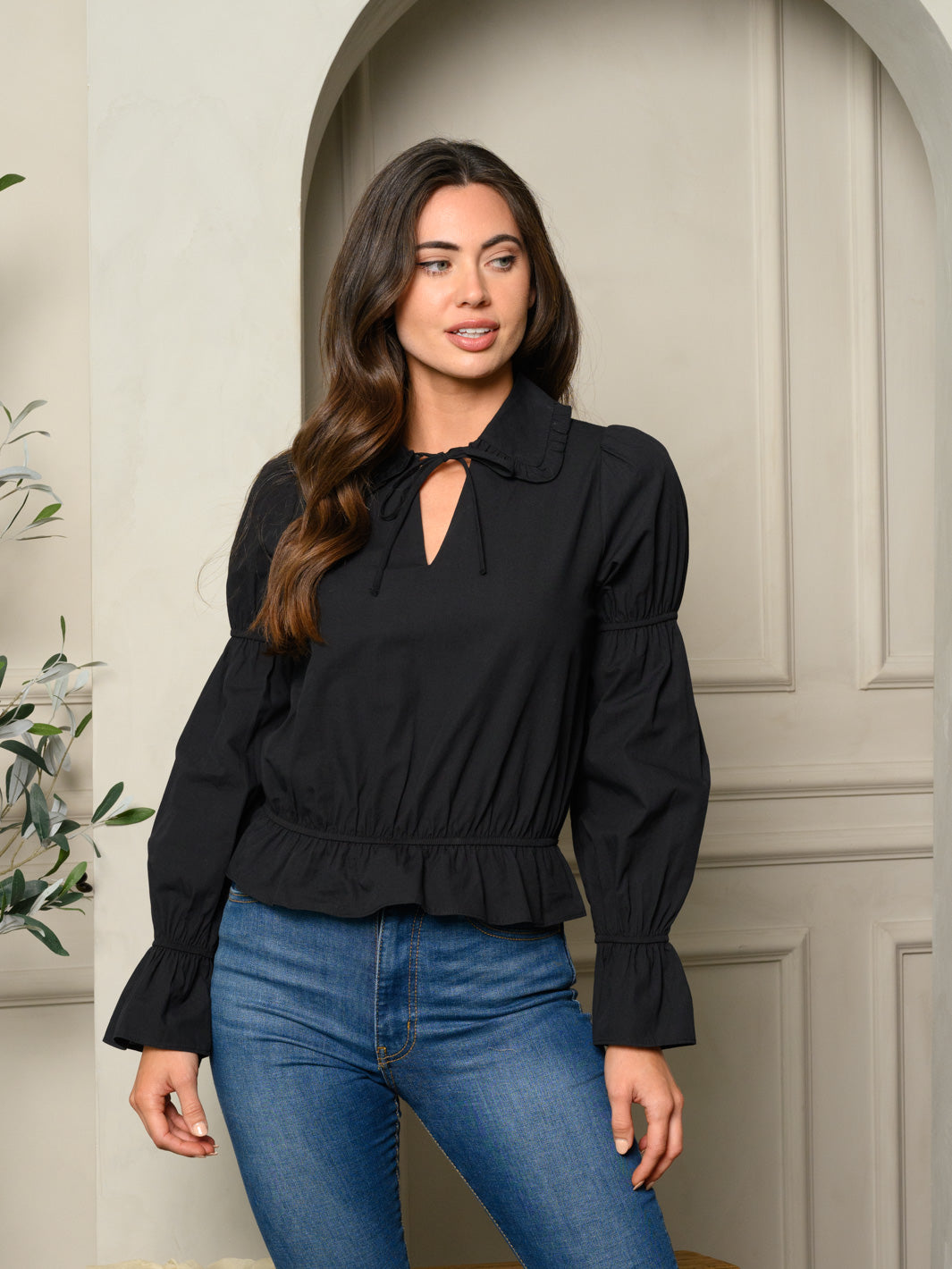 WOMEN'S LONG SLEEVE SMOCK FRONT TIE TOP