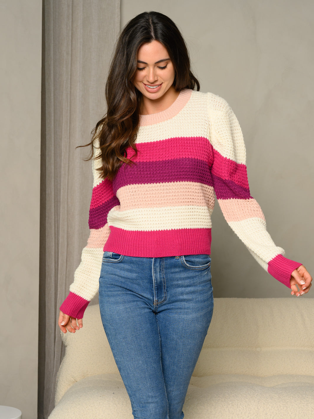 WOMEN'S STRIPED PUFF SLEEVE KNITTED SWEATER